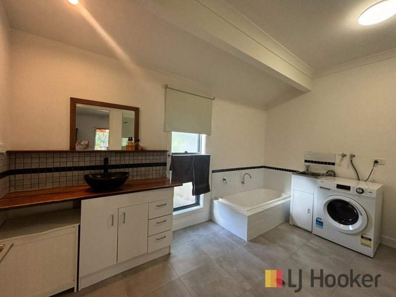 12 Percival Street, Macleay Island QLD 4184