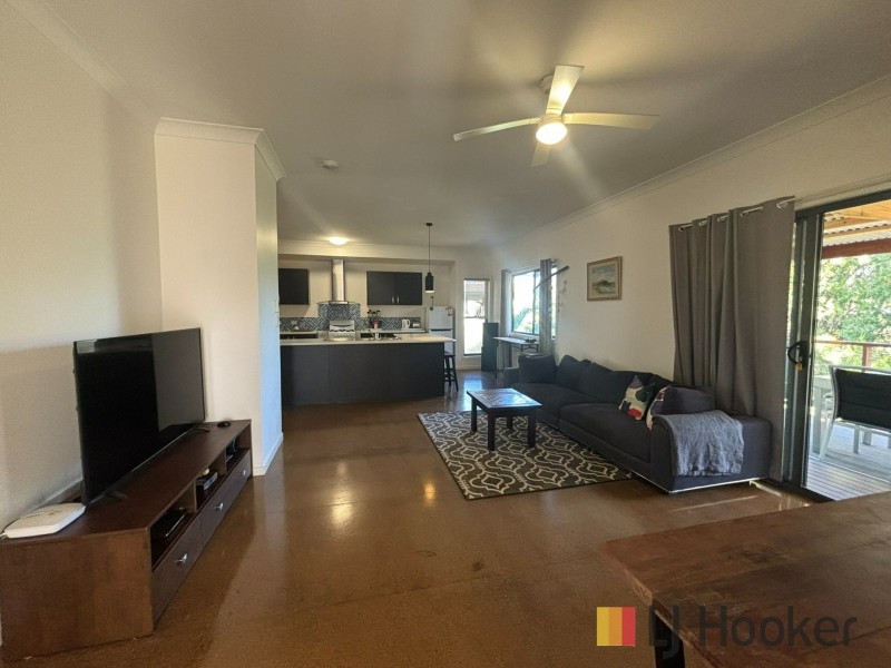12 Percival Street, Macleay Island QLD 4184