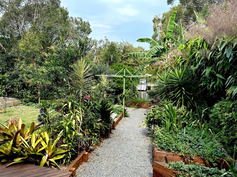 18 George Street, Macleay Island QLD 4184