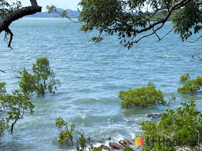 60 Koonwarra Parade, Macleay Island QLD 4184