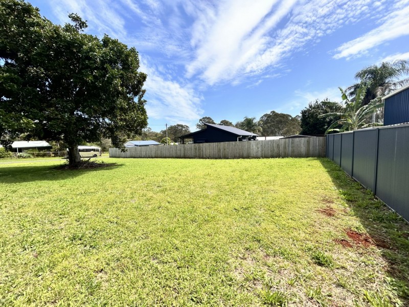 38 Lonicera Street, Macleay Island QLD 4184
