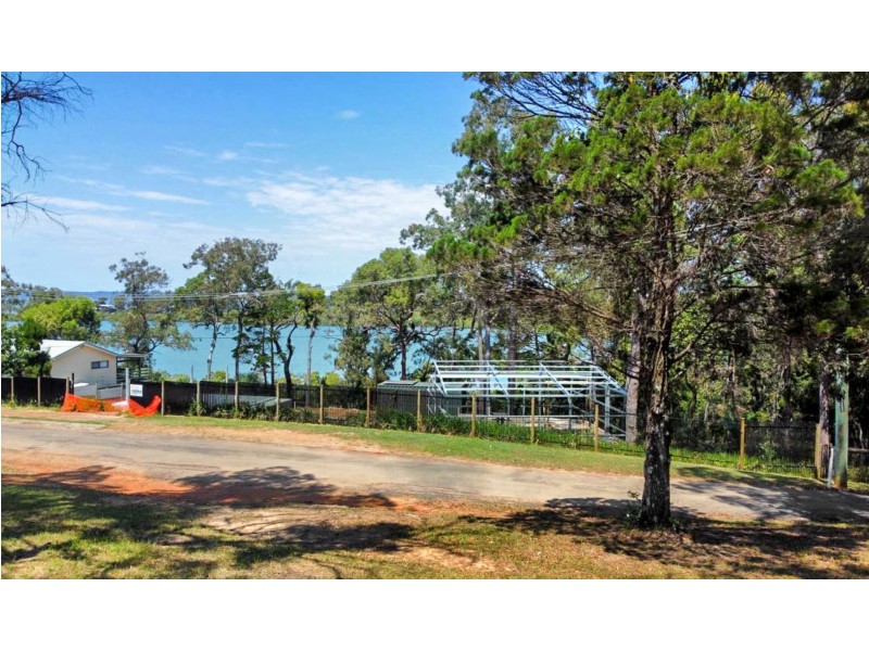 74 Beelong Street, Macleay Island QLD 4184