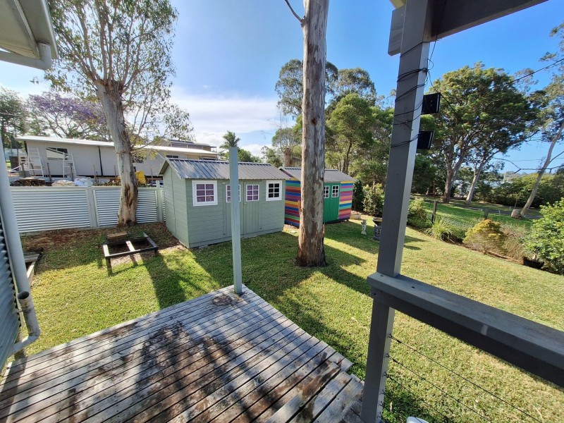 23 Noyes Parade, Karragarra Island QLD 4184