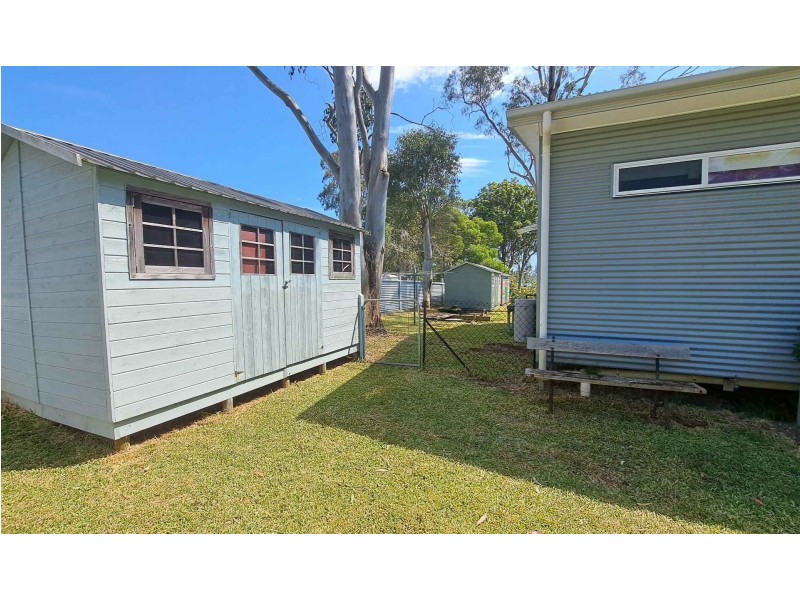 23 Noyes Parade, Karragarra Island QLD 4184