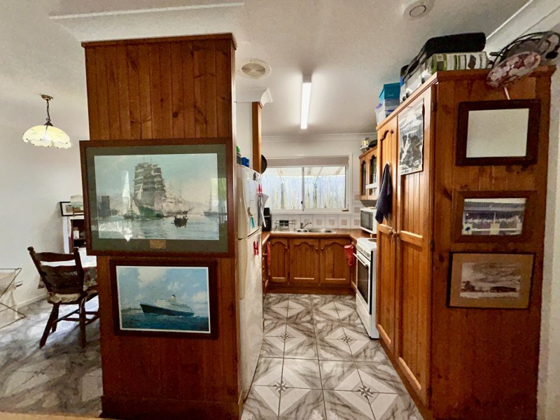 12 Mawarra Street, Macleay Island QLD 4184