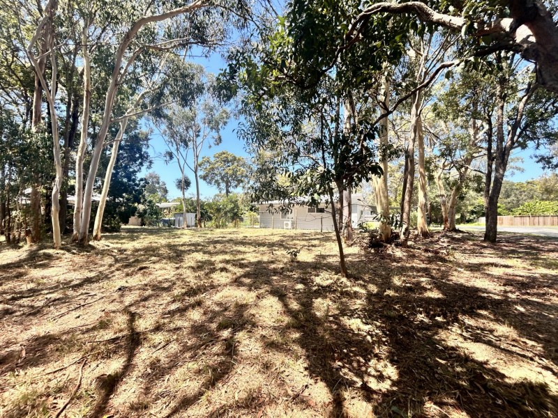 3 Tingara Street, Macleay Island QLD 4184