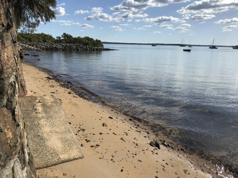 3 Tingara Street, Macleay Island QLD 4184