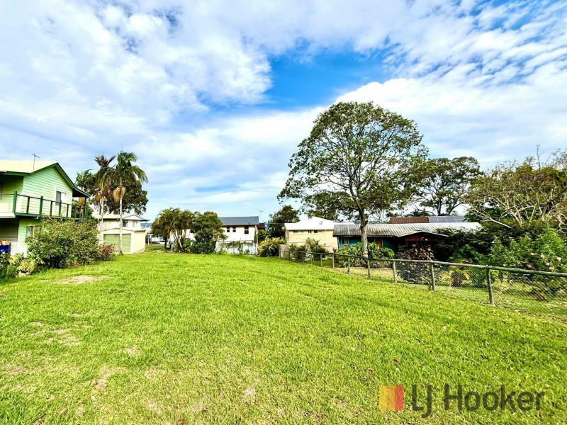 34 Mawarra Street, Macleay Island QLD 4184