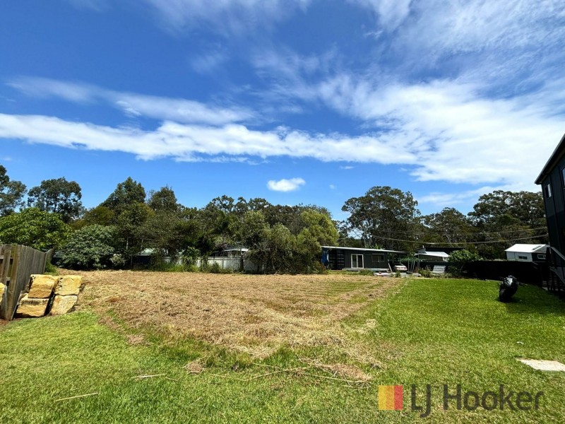4 View Outlook, Macleay Island QLD 4184