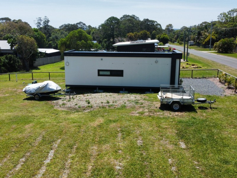 5 Francis Road, Macleay Island QLD 4184