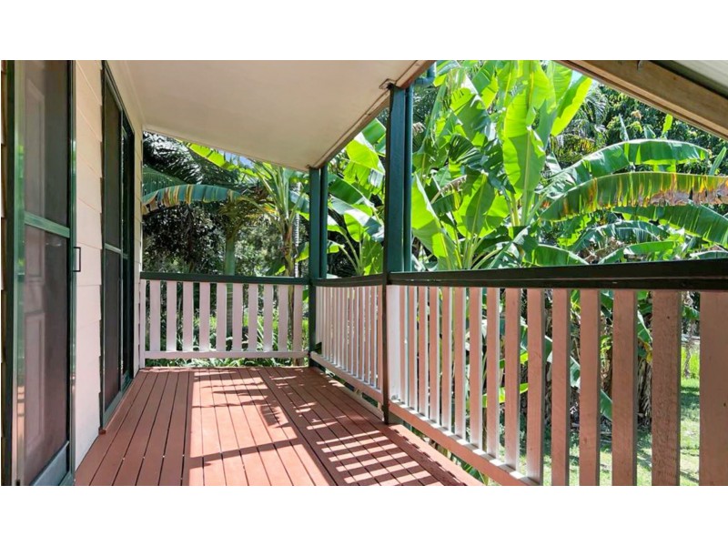 17 Baracoota Street, Macleay Island QLD 4184