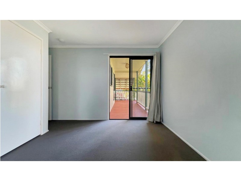 17 Baracoota Street, Macleay Island QLD 4184