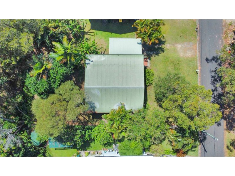 17 Baracoota Street, Macleay Island QLD 4184