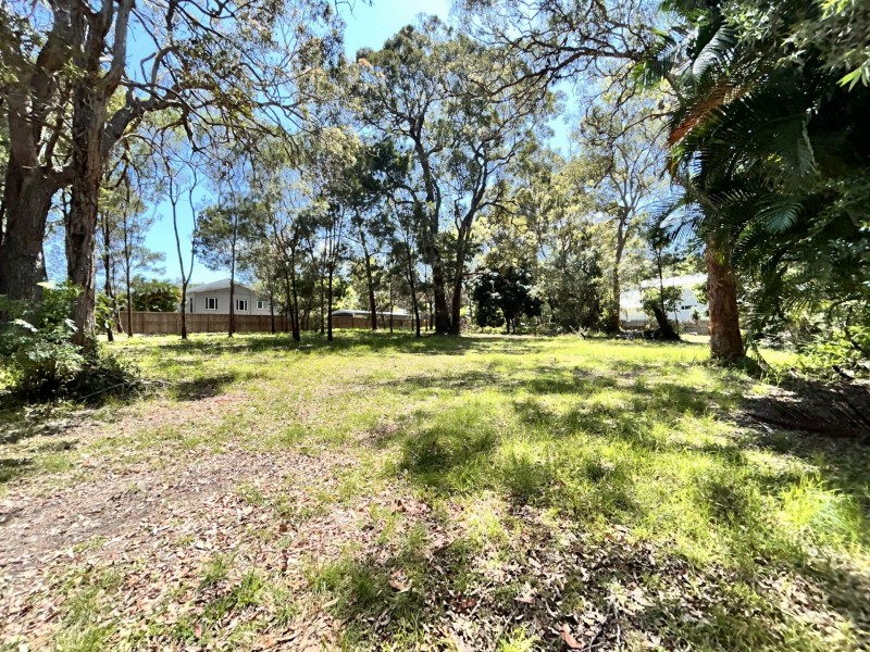 6 Natone Terrace, Macleay Island QLD 4184