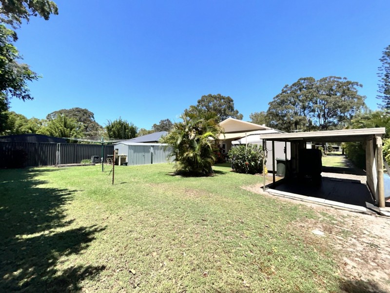 16 Natone Terrace, Macleay Island QLD 4184