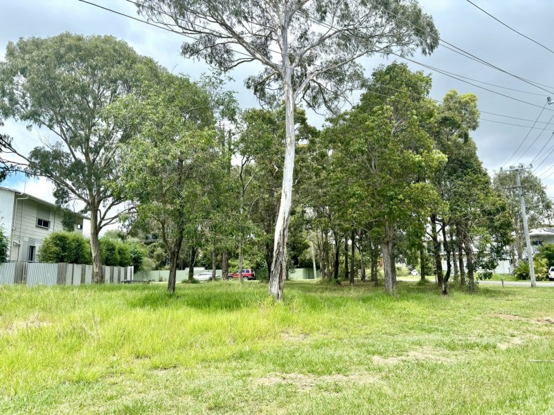 36-38 Camena Street, Macleay Island QLD 4184