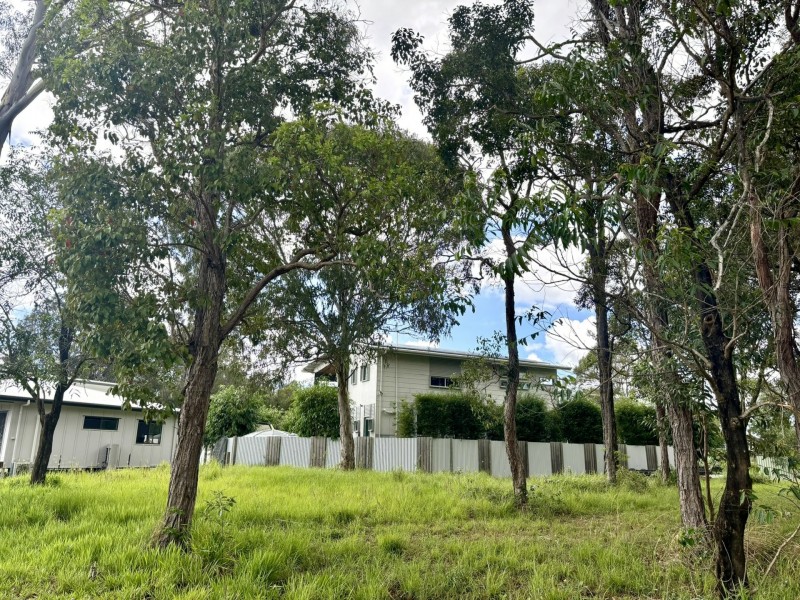36-38 Camena Street, Macleay Island QLD 4184