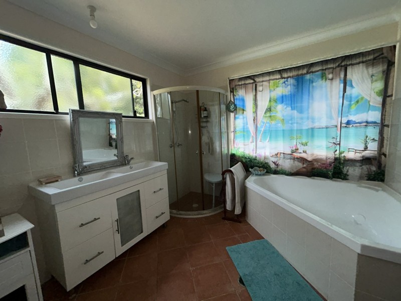 8 Granadilla, Macleay Island QLD 4184