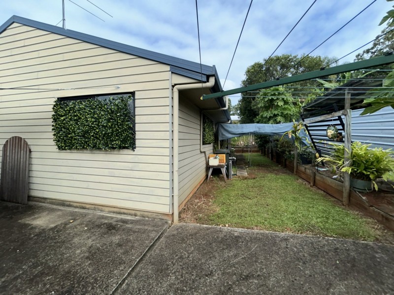 8 Granadilla, Macleay Island QLD 4184