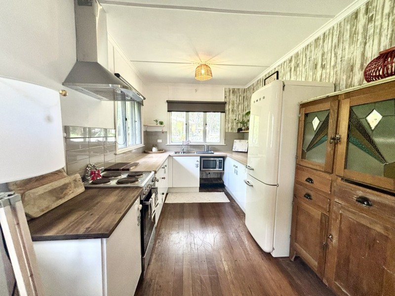 23 Arthur Street, Macleay Island QLD 4184