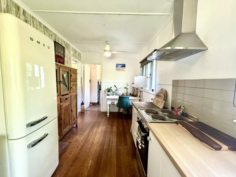 23 Arthur Street, Macleay Island QLD 4184