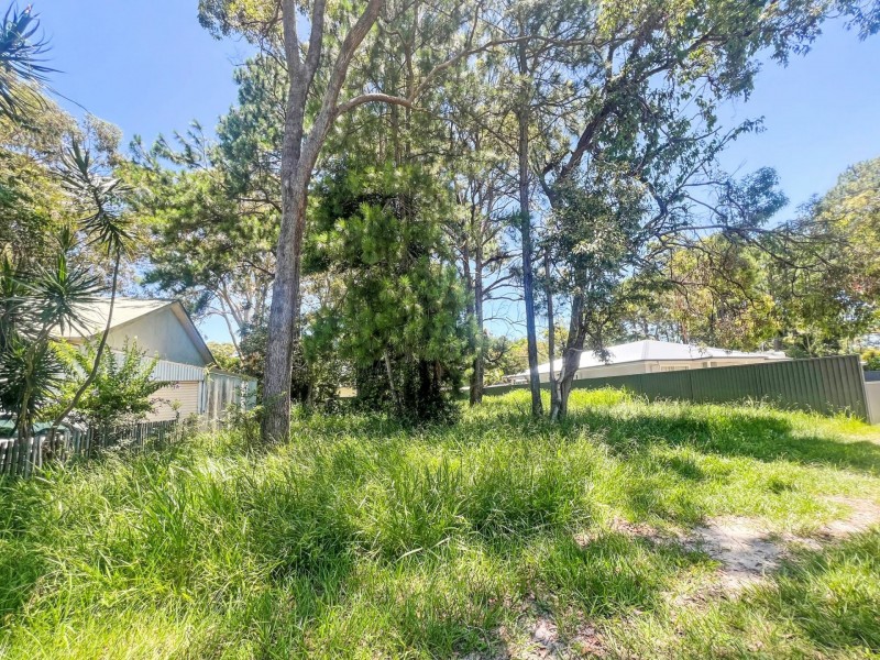 29 Kevin Street, Macleay Island QLD 4184