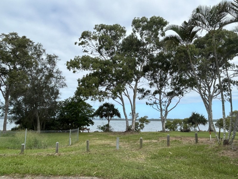 9 Mawarra Street, Macleay Island QLD 4184