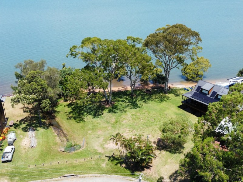 19 Mawarra Street, Macleay Island QLD 4184