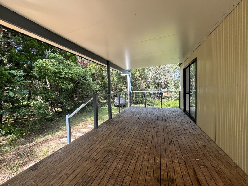 17 Sentosa Terrace, Macleay Island QLD 4184