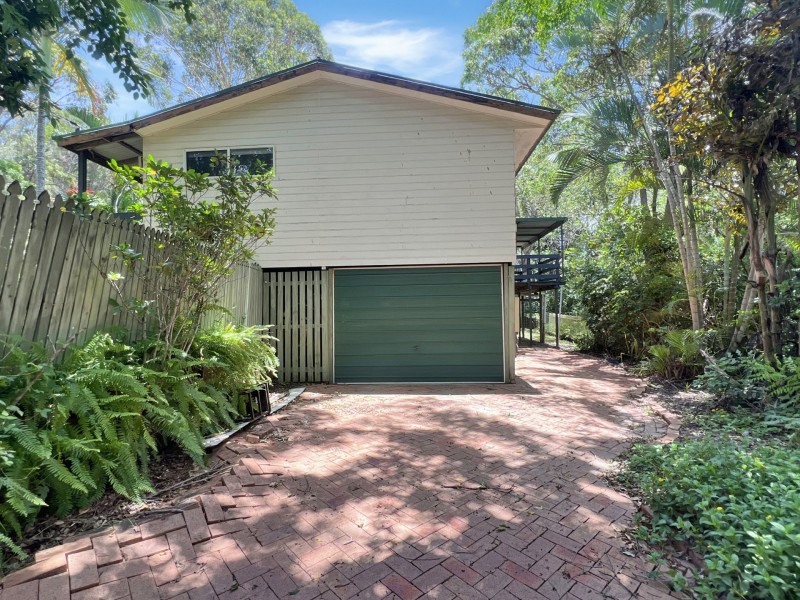 21 Ashton Street, Macleay Island QLD 4184