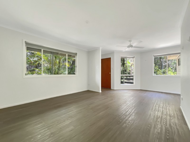 21 Ashton Street, Macleay Island QLD 4184