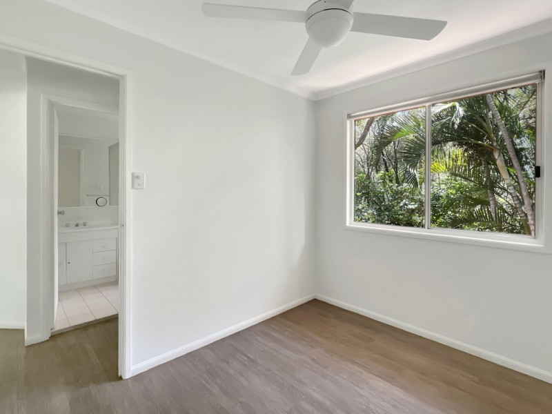 21 Ashton Street, Macleay Island QLD 4184