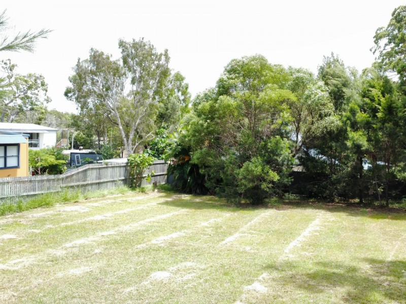 9 Leanne Street, Macleay Island QLD 4184