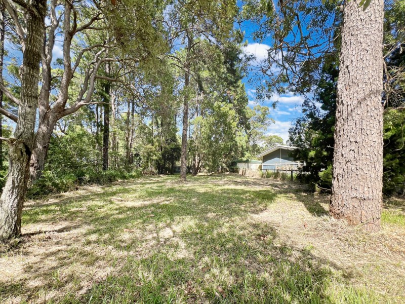 21 Kevin Street, Macleay Island QLD 4184