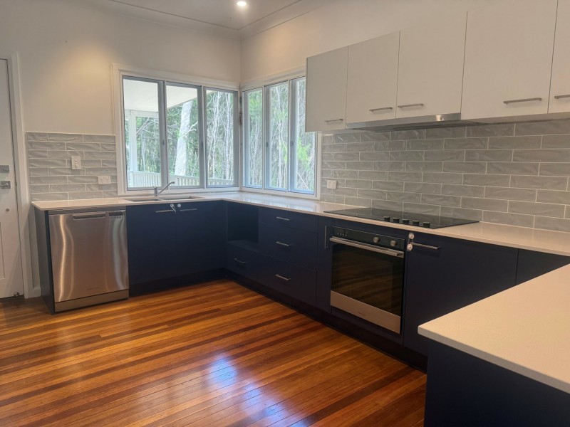 8-10 Garnet Street, Macleay Island QLD 4184