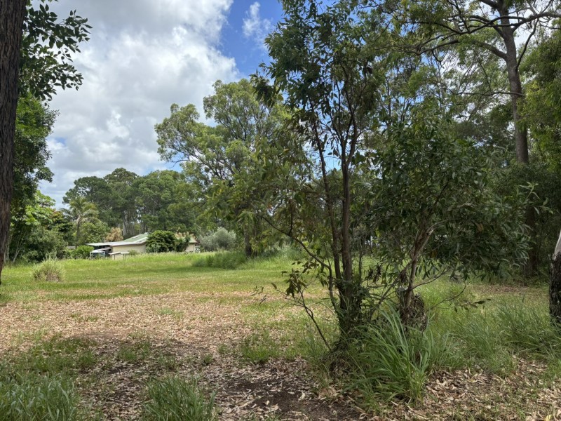 57 High Central Road, Macleay Island QLD 4184