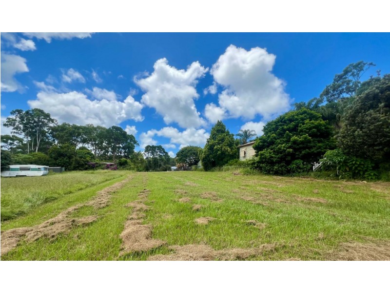 15 Eastbourne Terrace, Macleay Island QLD 4184