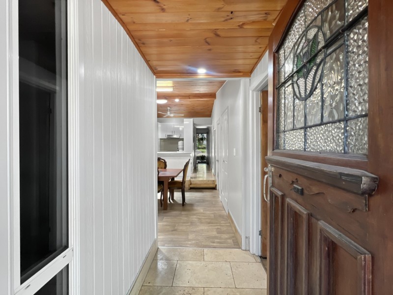 9 Florence Street, Macleay Island QLD 4184