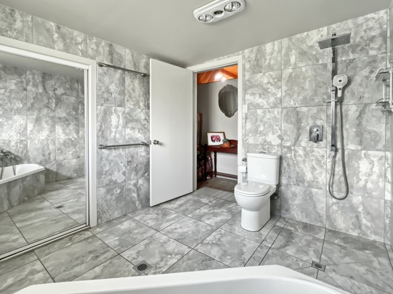 9 Florence Street, Macleay Island QLD 4184