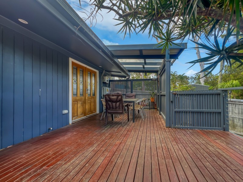 9 Florence Street, Macleay Island QLD 4184