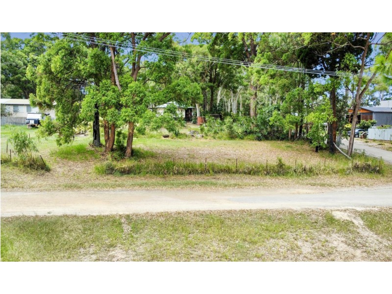 29 Parakeet Street, Macleay Island QLD 4184