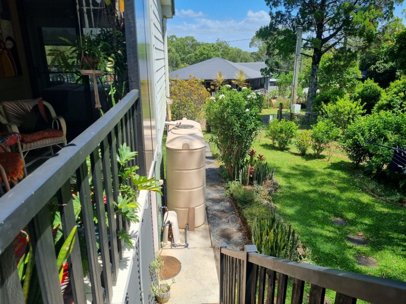 8 Pandora Court, Macleay Island QLD 4184