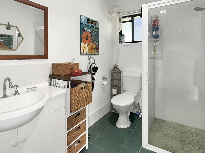 8 Pandora Court, Macleay Island QLD 4184