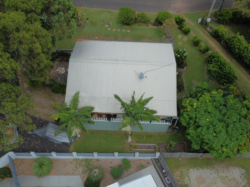 8 Pandora Court, Macleay Island QLD 4184
