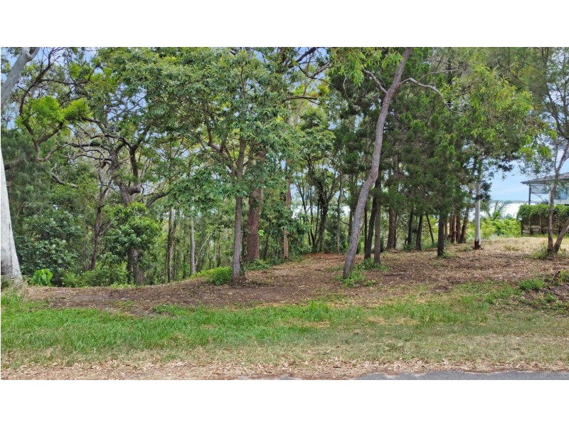 1-3 Coast Road, Macleay Island QLD 4184