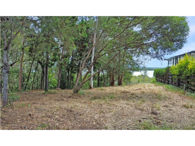 1-3 Coast Road, Macleay Island QLD 4184