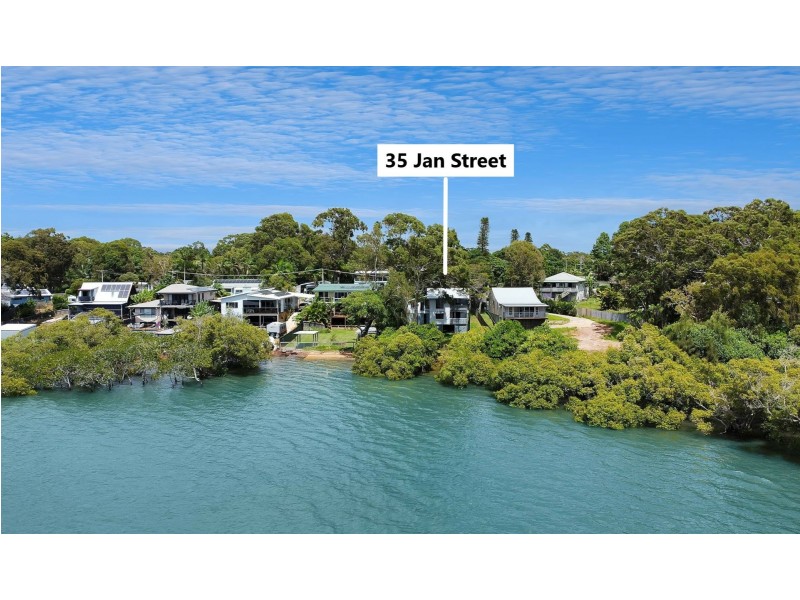 35 Jan Street, Macleay Island QLD 4184