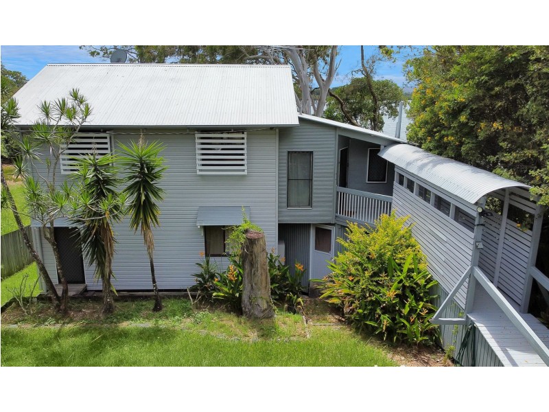 35 Jan Street, Macleay Island QLD 4184