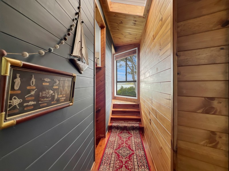 35 Jan Street, Macleay Island QLD 4184