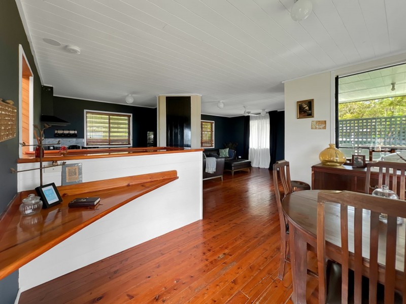 35 Jan Street, Macleay Island QLD 4184